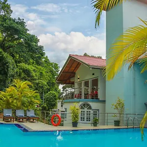 https://senani-hotel.negombohotels.net